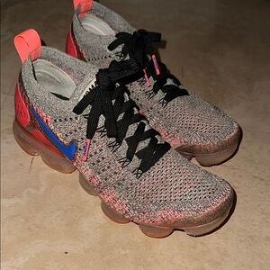 Nike Air VaporMax Flyknit Sneakers - Gray and Pink